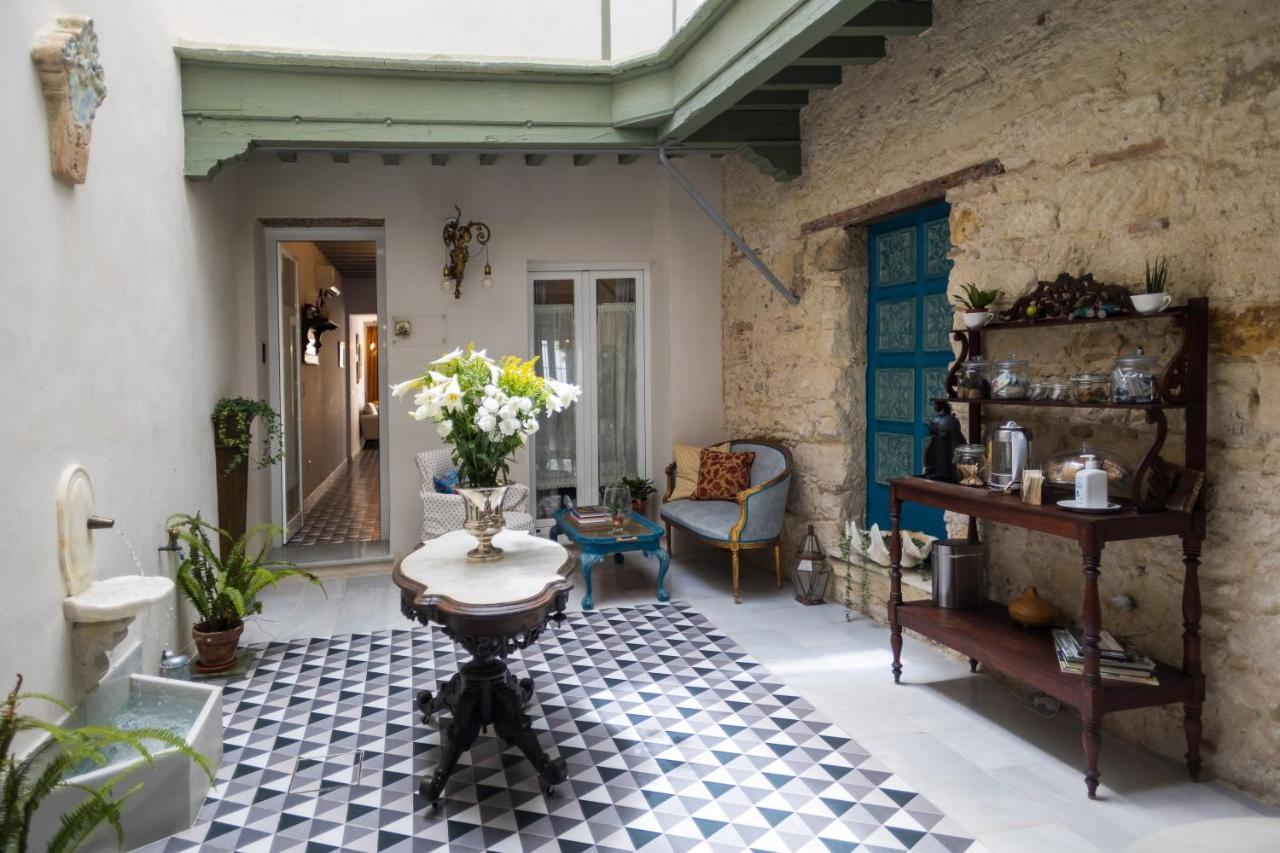 Casa Portus Gaditanus S XVIII Patio Andaluz Эль-Пуэрто-де-Санта-Мария Номер фото